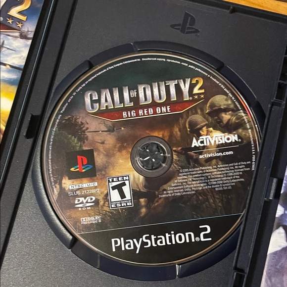 Call of Duty Legacy Collection for PlayStation 2 - Black - Picture 3 of 13